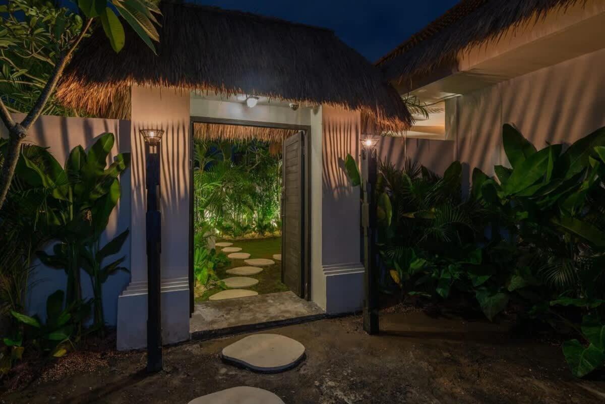 The Jungle - Luxurious & Tropical Concept - 3Br - Central Canggu Eksteriør billede