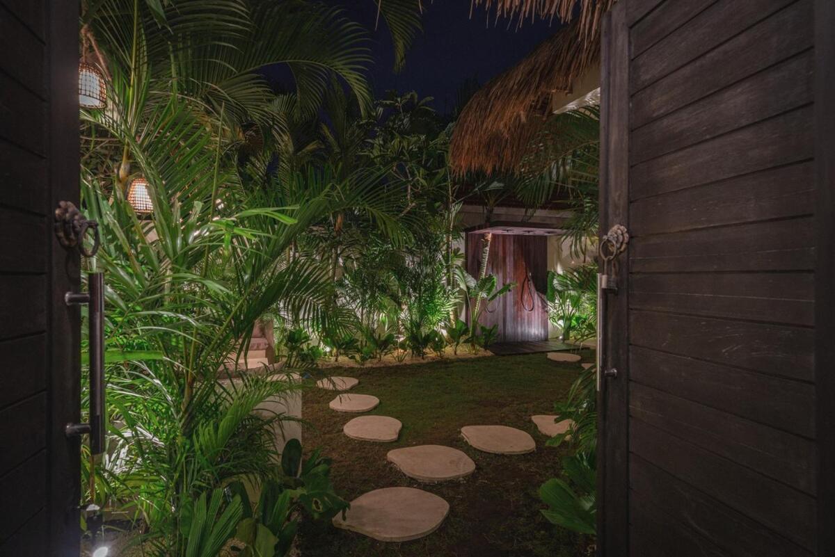 The Jungle - Luxurious & Tropical Concept - 3Br - Central Canggu Eksteriør billede
